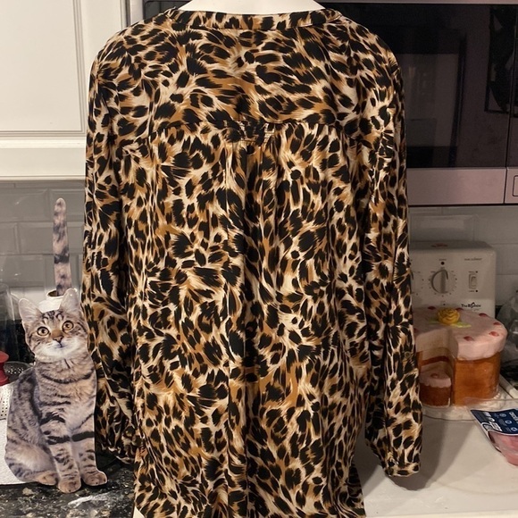 c womens Croft&barrow long sleeve animal print plus size pullover top 2X. EUC - Picture 2 of 3